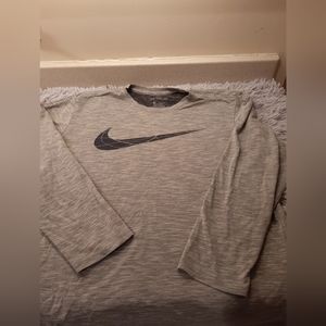 Nike Tee Gray Long Sleeve Size Large